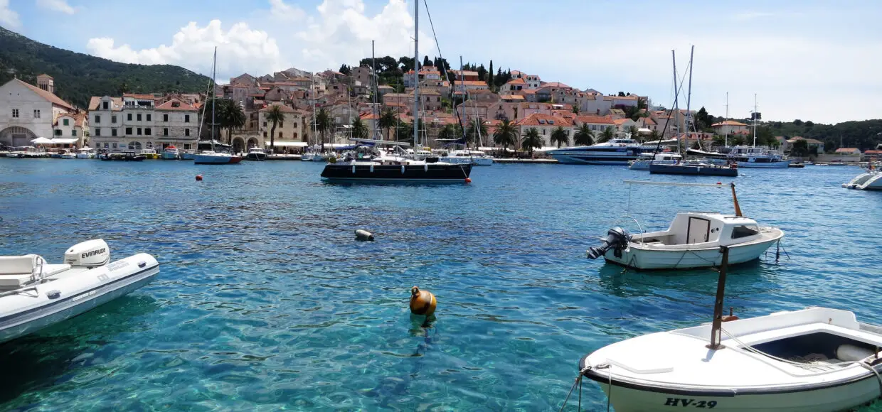 hvar muelle