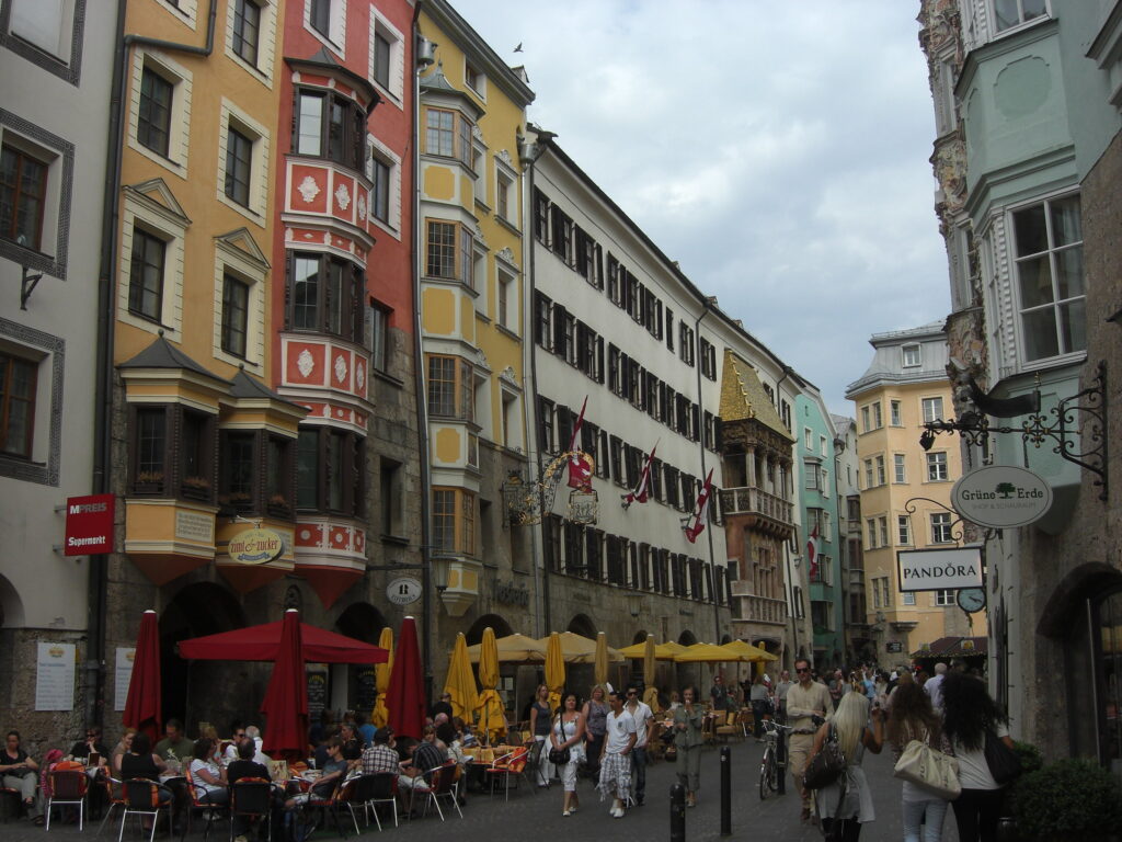 tirol street