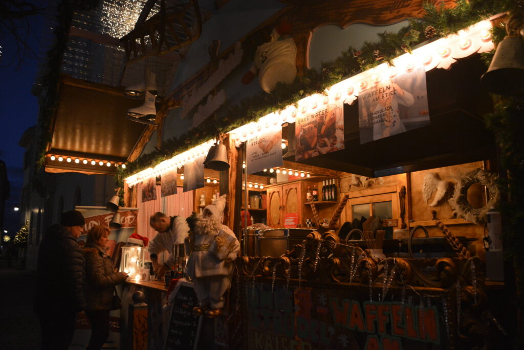 basilea market night b