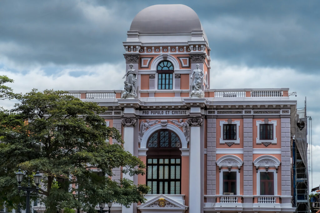 panama square independence
