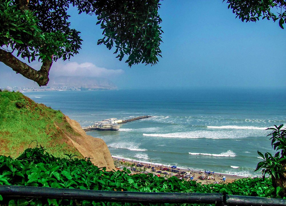 lima vista al mar desde el